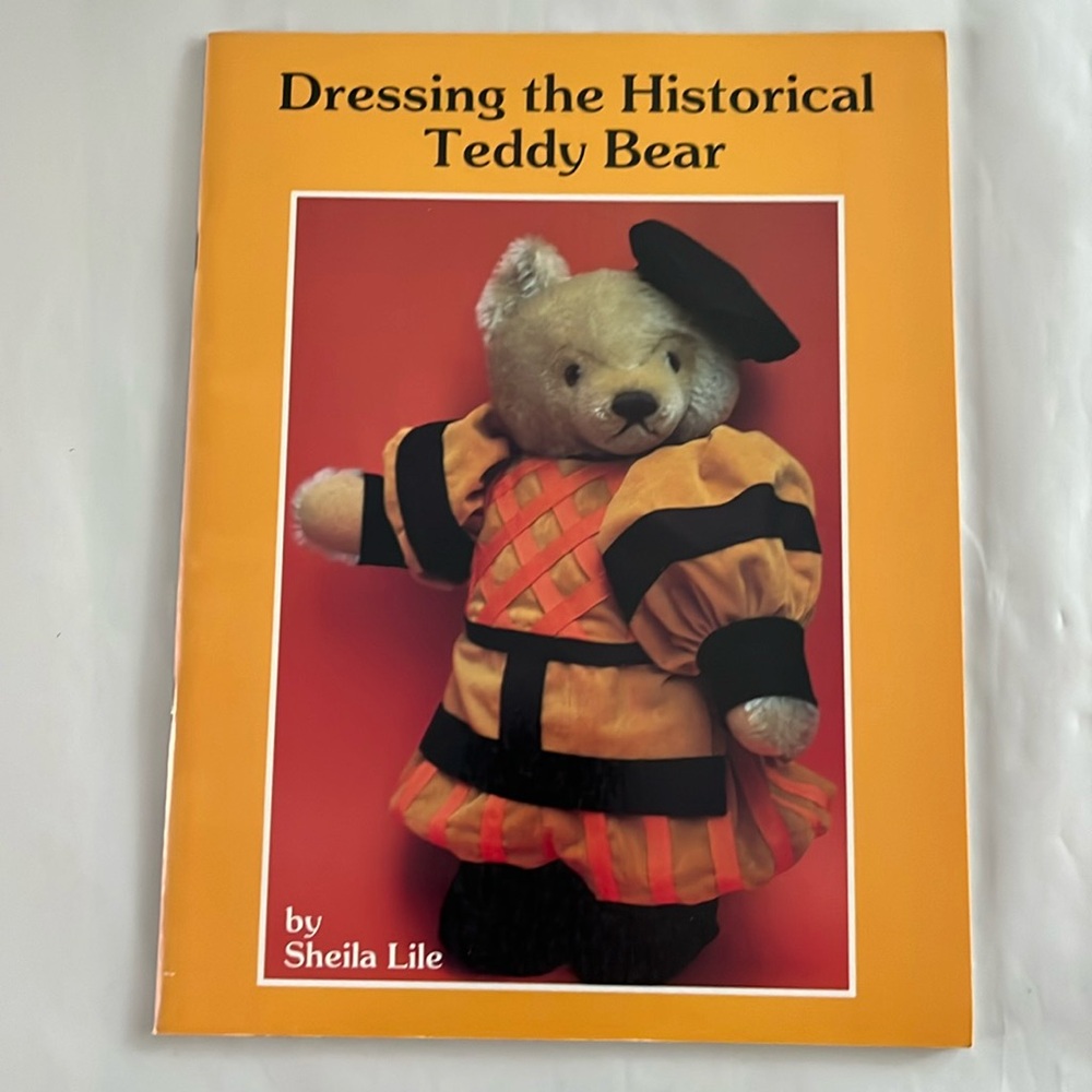 NWT Dressing the Historical Teddy Bear Costume Pattern BOOK King Charles Tudor